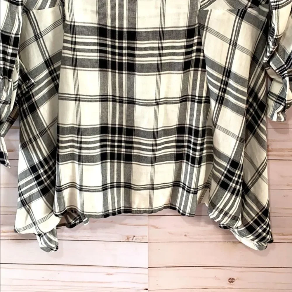 Vintage America Blues Embroidered Plaid  Button Down Shirt